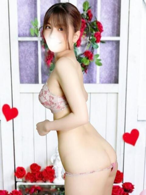 立花　もも 業界未経験のモデル系イイ女専門店 ANECAM（デリヘル）