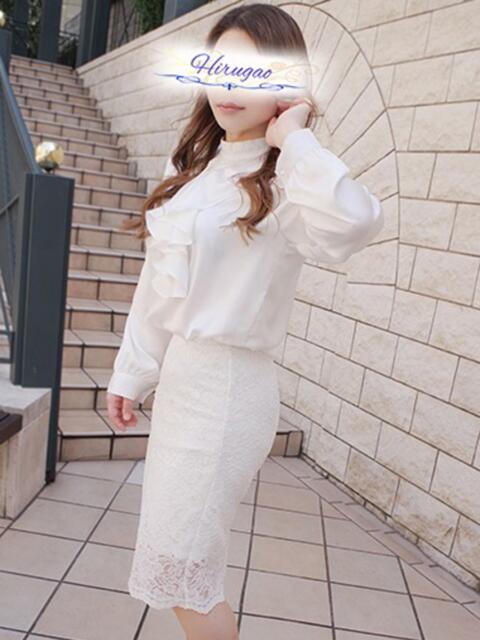 唯衣 昼顔妻 五反田店（人妻系デリヘル）