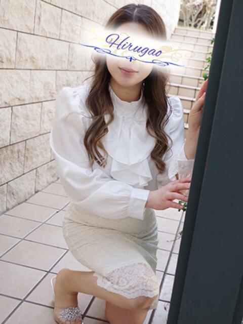 唯衣 昼顔妻 五反田店（人妻系デリヘル）