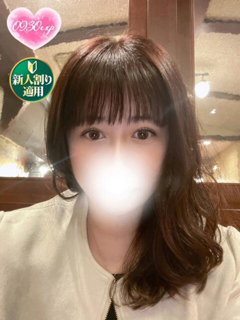 むつき 奥様特急　上野・鶯谷店（駅待ち合わせ型人妻デリヘル）