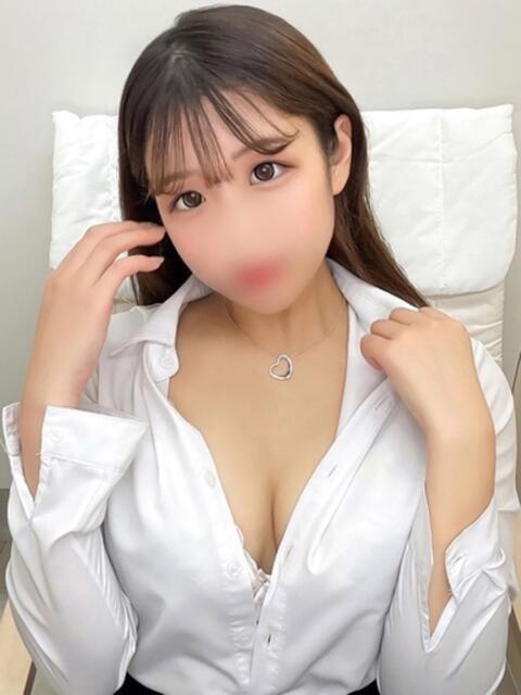 夢野 いこま ノーパンパンスト スケベなOL梅田・兎我野店（ホテヘル）