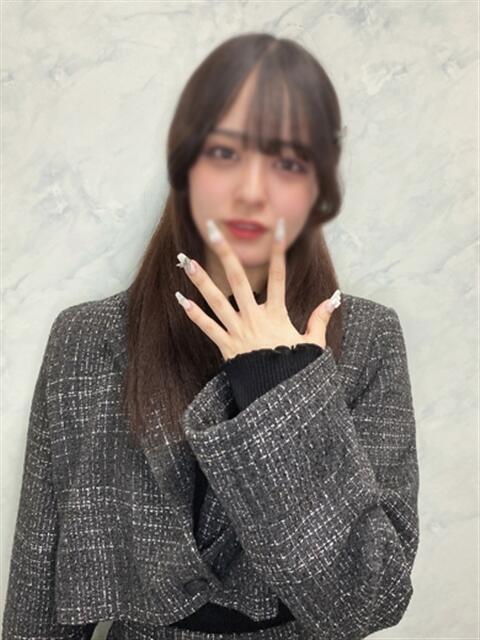 なみ 渋谷くいーんず（素人専門ホテヘル＆デリヘル）