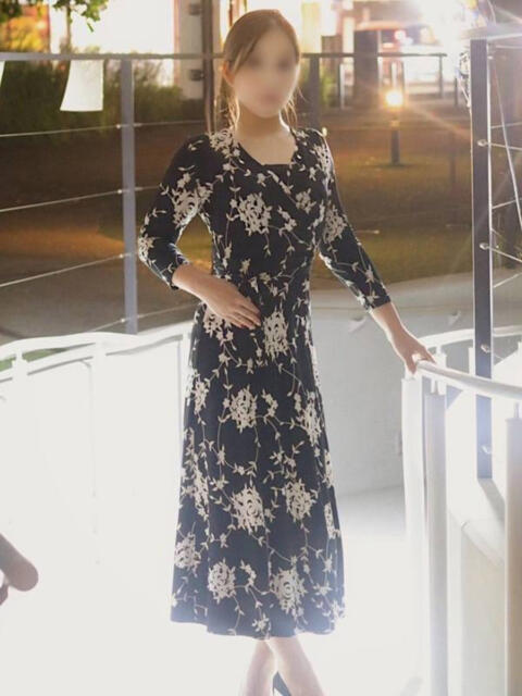 藤田-ふじた- ただ離婚してないだけ（人妻デリヘル）