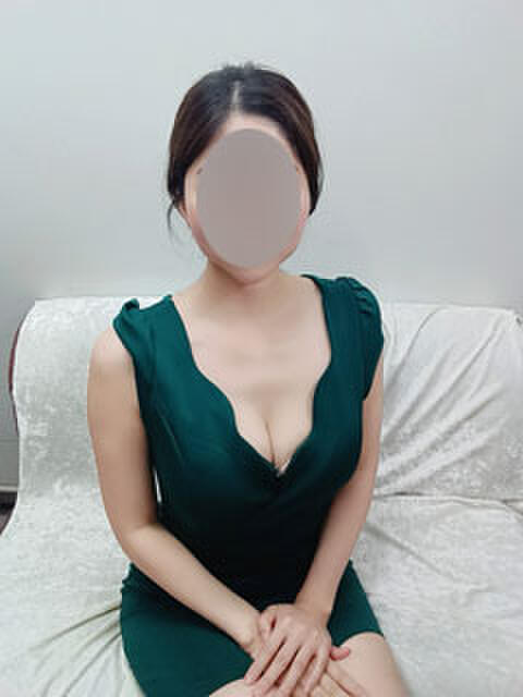 ハチ ニュークリスタル(店舗型手コキ専門店)