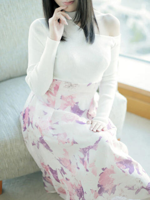 瑠璃(るり) グランドオペラ東京（高級デリヘル）