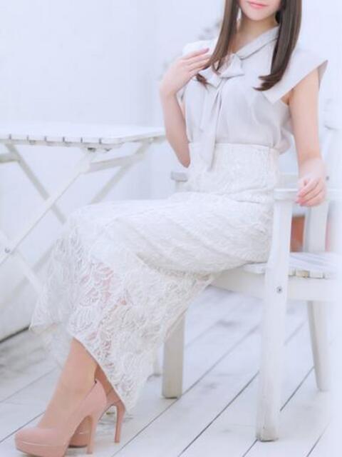 真奈美(まなみ) グランドオペラ東京（高級デリヘル）