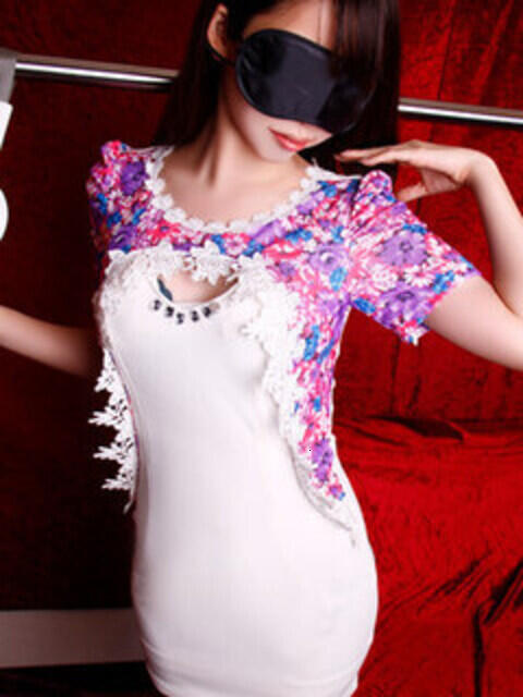 ぱん コスプレ痴漢電車（ホテヘル）