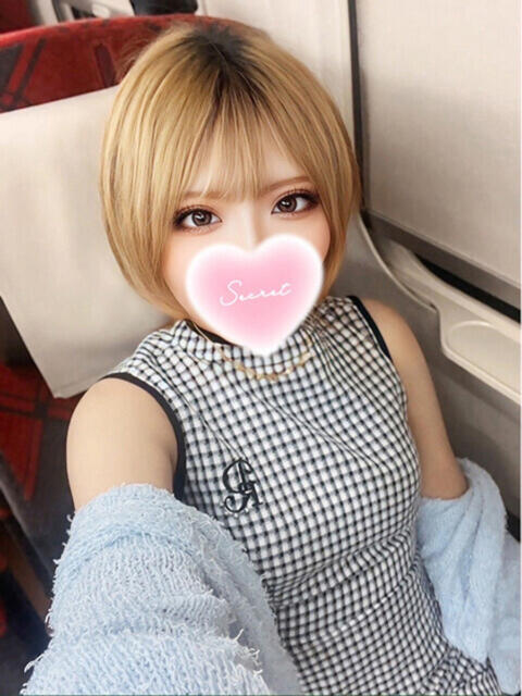 りえ/スタイル抜群!動画撮影★ 10代、20代専門ハレンチ倶楽部 姫路店(デリヘル)