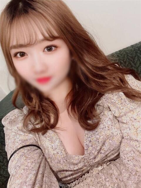 りこ/逆夜這い！からの撮影！！ 10代、20代専門ハレンチ倶楽部　姫路店（デリヘル）