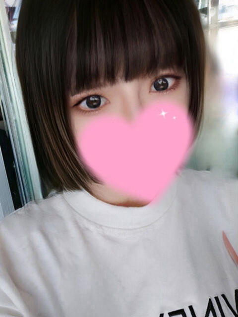 ななみ/撮影可！お掃除フェラ！ 10代、20代専門ハレンチ倶楽部　姫路店（デリヘル）