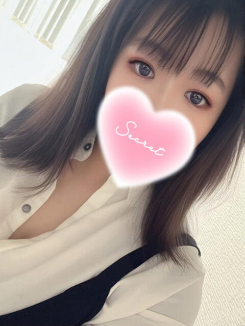 ここな/顔出し動画!パイパン★ 10代、20代専門ハレンチ倶楽部 姫路店(デリヘル)