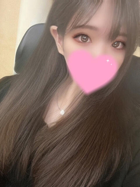 あかね/動画撮影！お掃除フェラ 10代、20代専門ハレンチ倶楽部　姫路店（デリヘル）