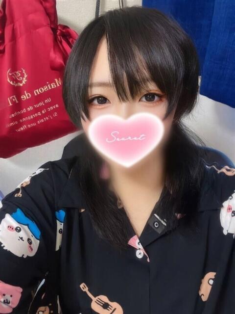 さとみ/3P！動画！逆夜這い！ 10代、20代専門ハレンチ倶楽部　姫路店（デリヘル）