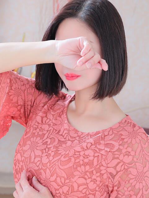 鹿川 ちさ HANA-okinawa-(人妻系デリヘル)