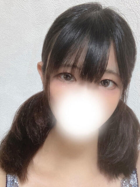 暁美ななち 全裸にされた女たちor欲しがり痴漢電車(ホテヘル)