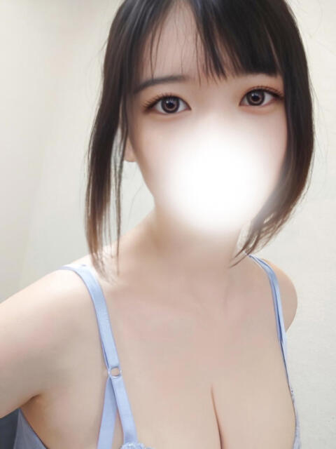 園田にこ 全裸にされた女たちor欲しがり痴漢電車（ホテヘル）