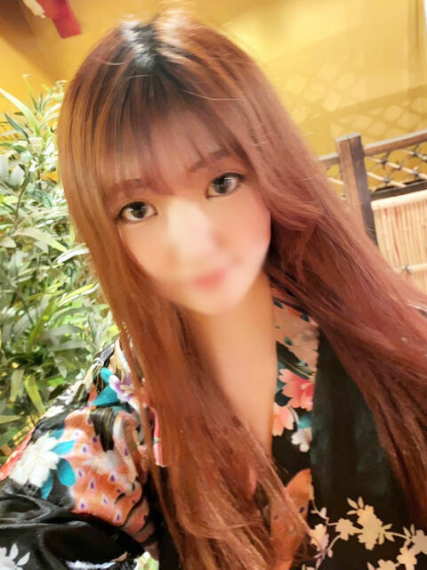 かりん 紅(くれない)（セクキャバ）