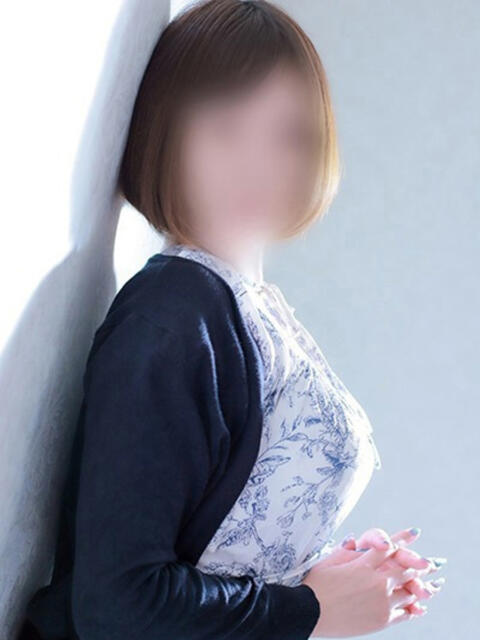 潤-うるみ- 人妻倶楽部 花椿北上店（人妻デリヘル）
