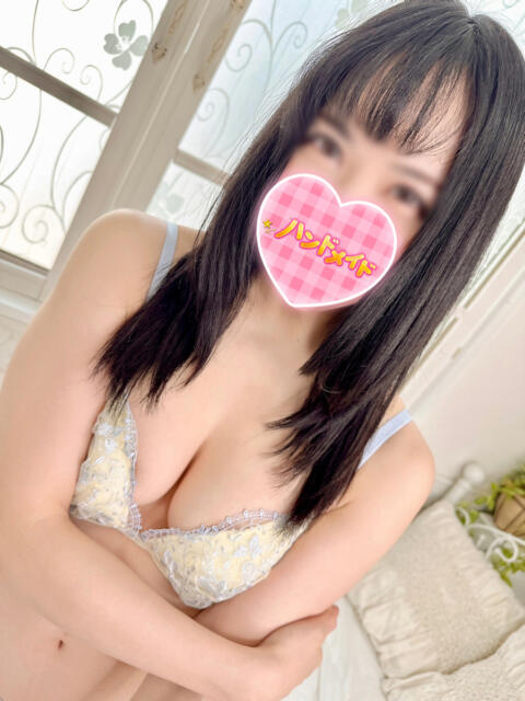 りりさ 上野ハンドメイド(派遣型オナクラ)