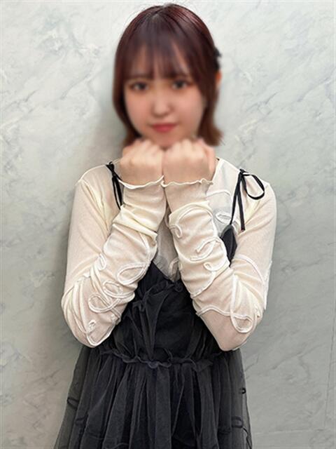 りさ 渋谷くいーんず（素人専門ホテヘル＆デリヘル）