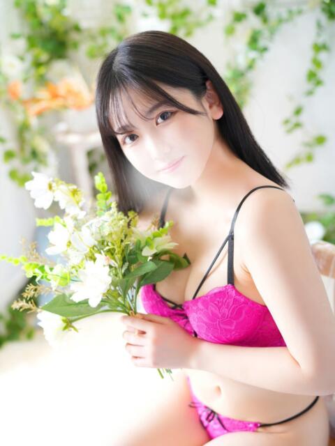 えび 素人美少女専門　新横浜アンジェリーク（アンジェリークグループ）（デリヘル）