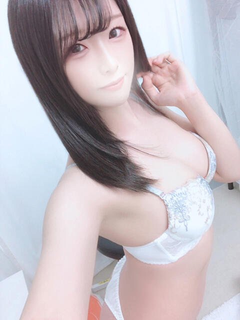 ひな 素人美少女専門　新横浜アンジェリーク（アンジェリークグループ）（デリヘル）