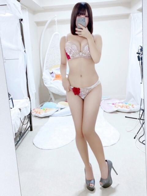 みる 素人美少女専門　新横浜アンジェリーク（アンジェリークグループ）（デリヘル）