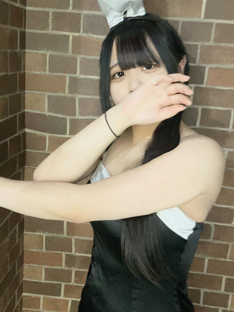 つくよ 素人エロカワ小悪魔誘惑バニーガール(デリヘル)