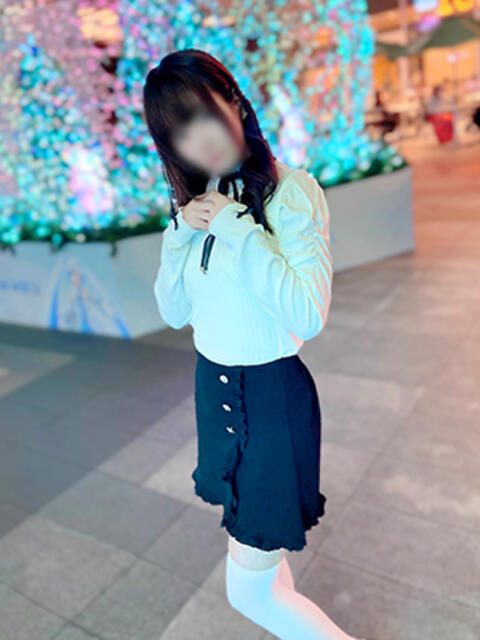 さつき かりんと秋葉原(オナクラ・手コキ)