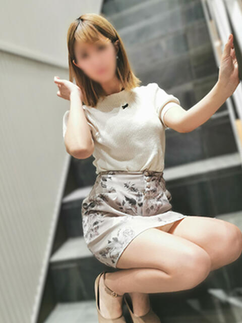 さくら かりんと秋葉原(オナクラ・手コキ)