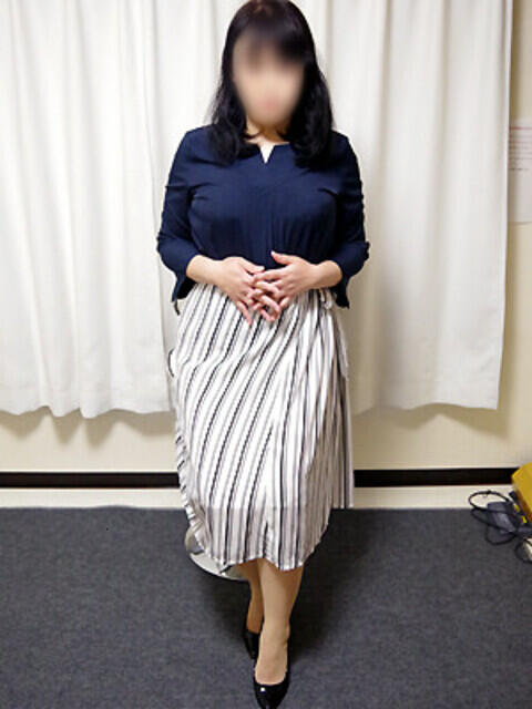 あさみ 熟女デリヘル秘宝館Z（人妻・熟女デリヘル）