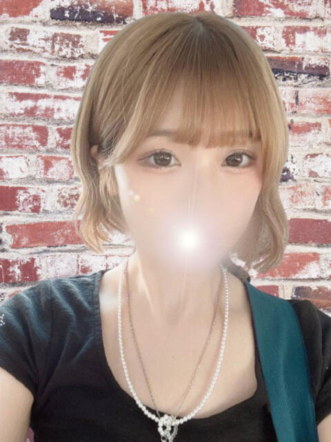 はく 極痴女専科 eros妻～エロマ～（人妻系デリヘル）