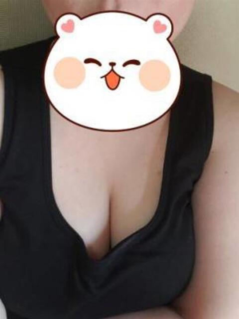 ちづる 40分6,000円~廣島奥様チン電(人妻デリヘル)