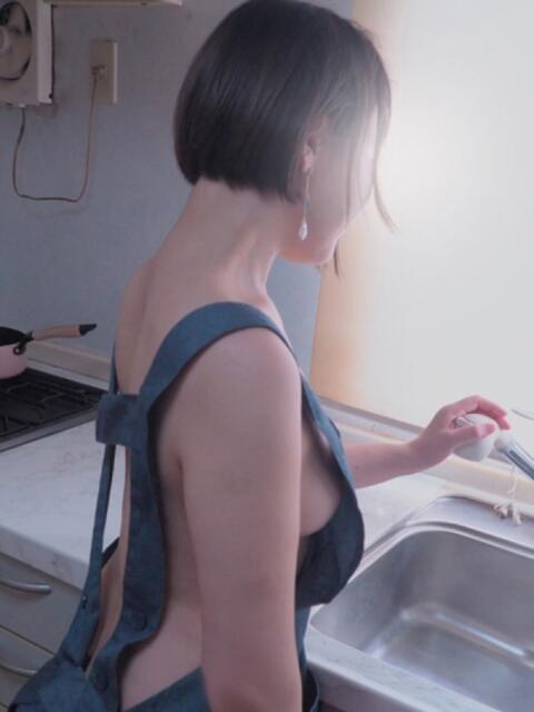 小林ゆみ おいしい人妻熟女（人妻熟女系デリヘル）