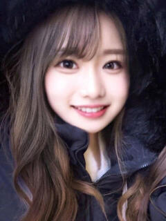 秋月じゅり 断りきれない美人マッサージ嬢たち（新大久保/デリヘル）