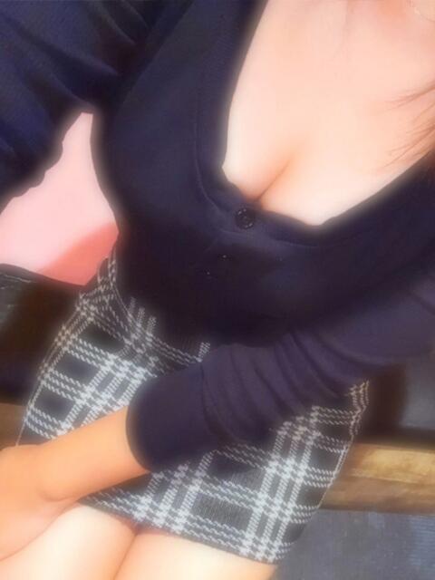 さな 横浜Cute(店舗型オナクラ&手コキ専門店)