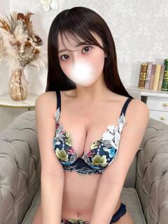 しろ★F乳スレンダー青学生★ 渋谷S級素人清楚系デリヘル chloe（渋谷/デリヘル）