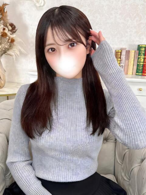 しろ★F乳スレンダー青学生★ 渋谷S級素人清楚系デリヘル chloe(デリヘル)