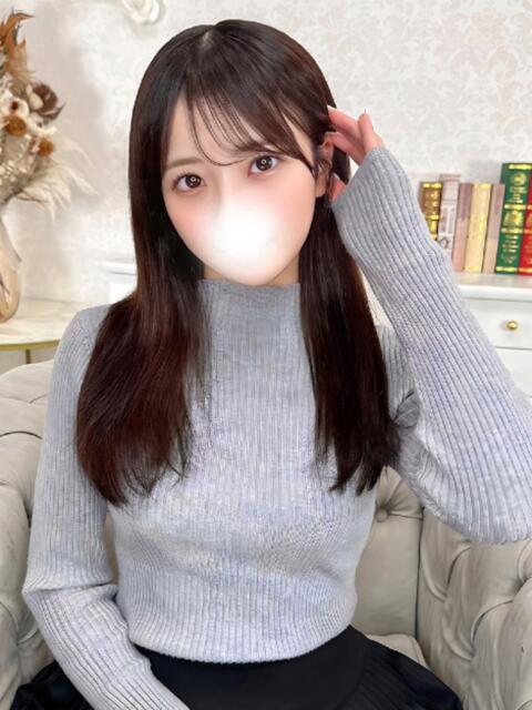 しろ★F乳スレンダー青学生★ S級素人清楚系デリヘル chloe（デリヘル）