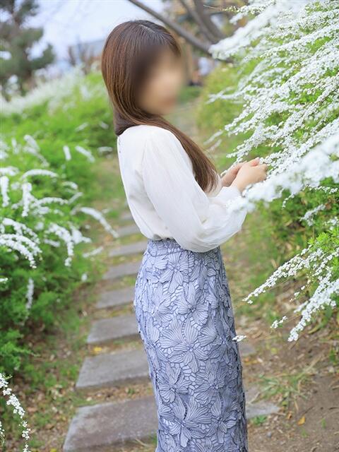 えみり 奥鉄オクテツ兵庫(人妻デリヘル)