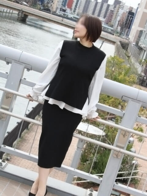 ほまれ 奥鉄オクテツ大阪(駅待ち合わせ型人妻デリヘル)