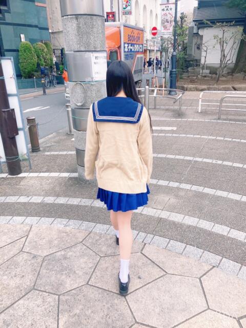 みり 池袋S級素人派遣型東京美少女物語（派遣型リフレ）