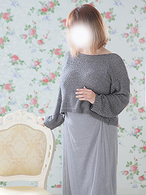 まき 宇都宮ムンムン熟女妻（人妻デリヘル）