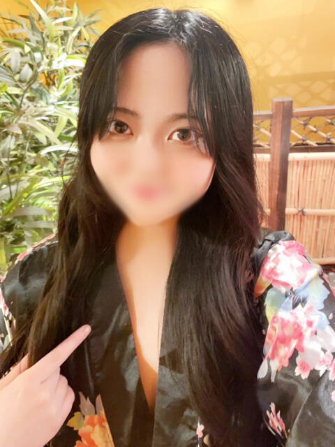 なずな 紅(くれない)（セクキャバ）