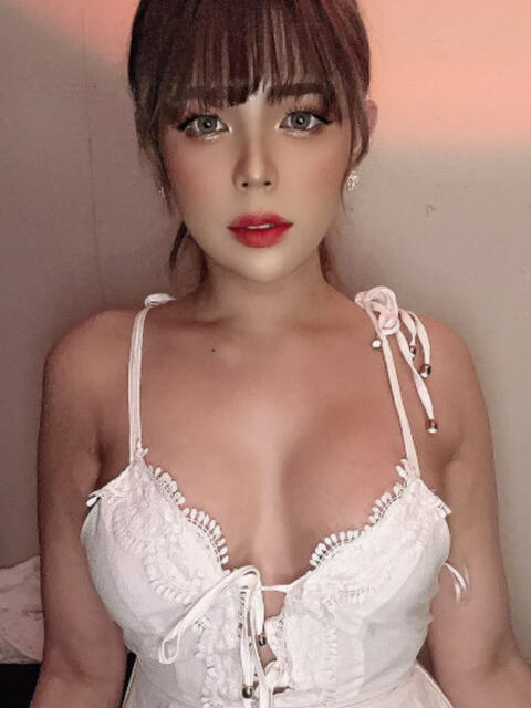 キキ 浜松ニューハーフヘルスプラチナム（ニューハーフヘルス）