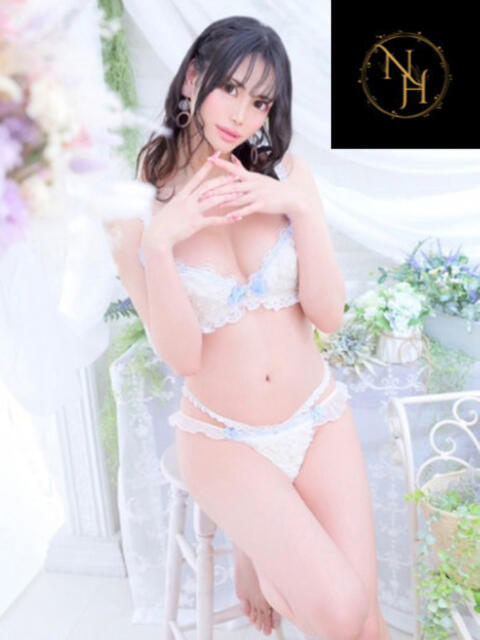 ゆい(ニューハーフ） 人妻生レンタル（デリヘル）