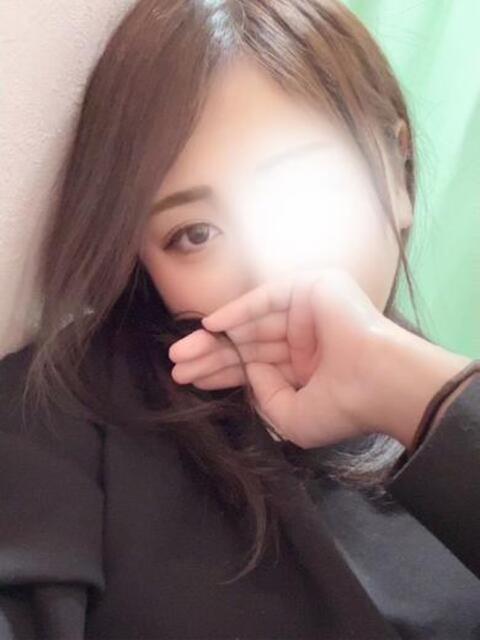 六花【SILVERcourse】 お姉さん人妻専門店FANTASY(デリヘル)