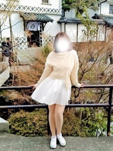 真唯奈【BRONZEcourse お姉さん人妻専門店FANTASY（デリヘル）