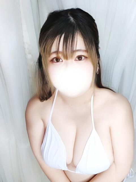 あやめ 西船巨乳ぽっちゃり　乳神さま（デリヘル）