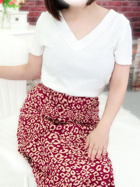 かな 熟女デリヘル 女神の極み(待ち合わせ型熟女デリヘル)